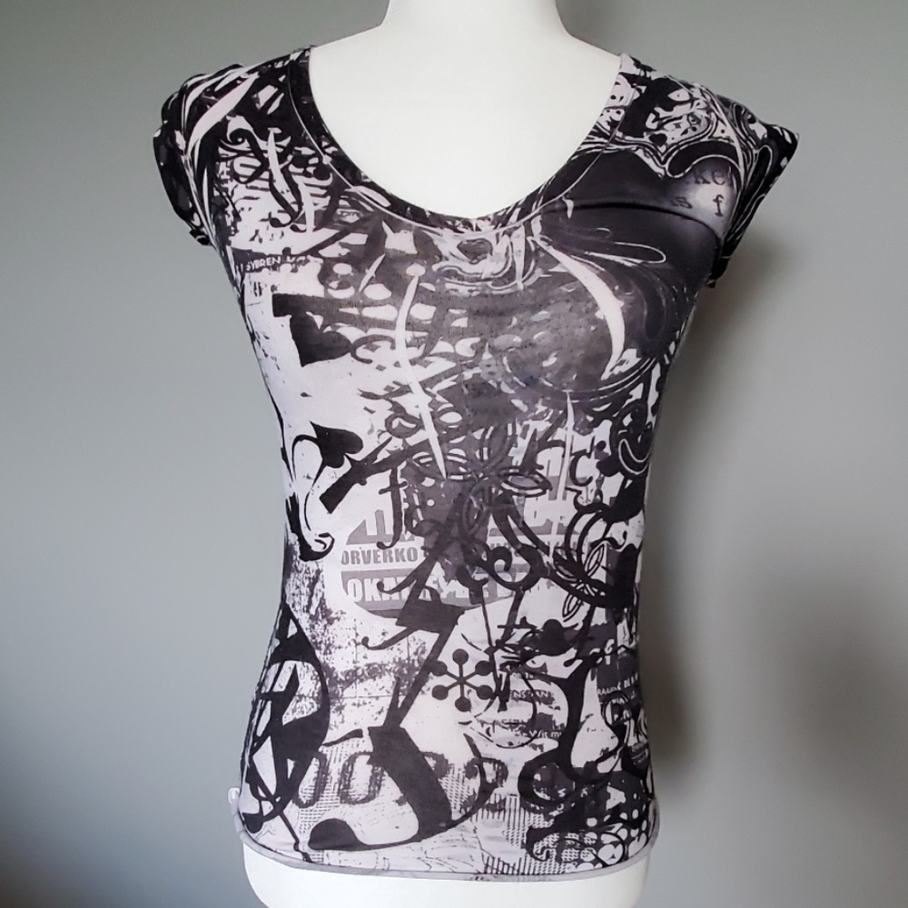 Cut out Back T Shirt